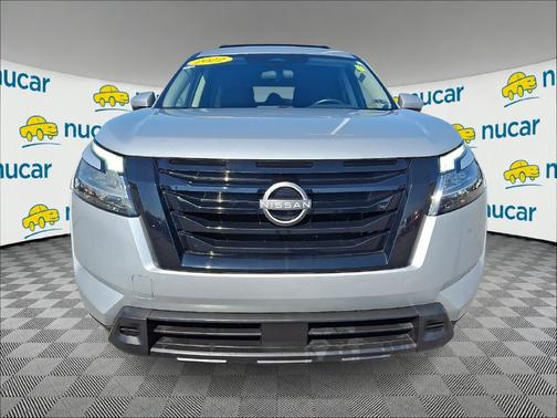 Silver 2022 Nissan Pathfinder SV