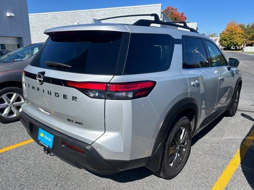 Silver 2022 Nissan Pathfinder SV
