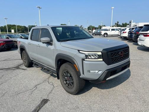 Gray 2023 Nissan Frontier PRO-4X