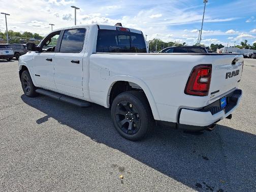 Bright White Clear-Coat Exterior Paint 2027 RAM 1500 Big Horn/Lone Star