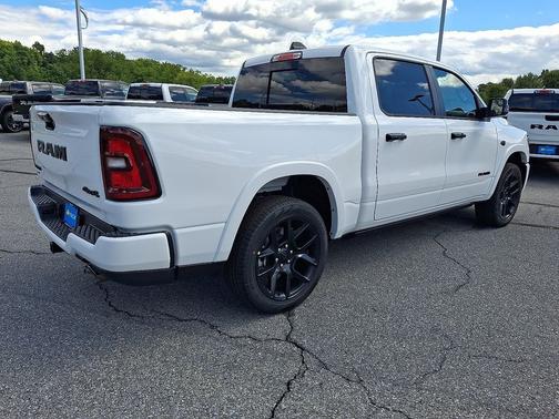 Bright White Clearcoat 2027 RAM 1500 Laramie