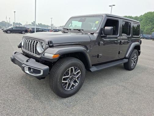 Granite Crystal Metallic Clear-Coat Exterior Paint 2026 Jeep Wrangler Sahara