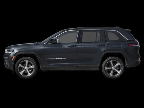 High Gloss Black 2027 Jeep Grand Cherokee