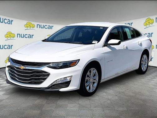 White 2024 Chevrolet Malibu LT