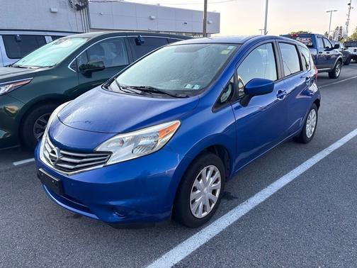 Blue 2015 Nissan Versa Note SV