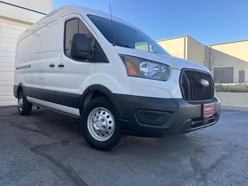 2022 Ford Transit-250 Base