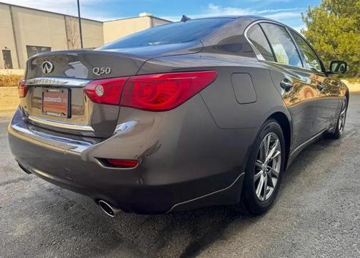 2015 INFINITI Q50 Premium