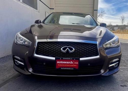2015 INFINITI Q50 Premium