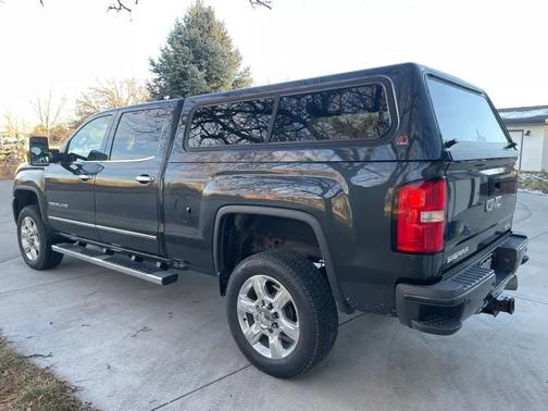 2017 GMC Sierra 2500 Denali