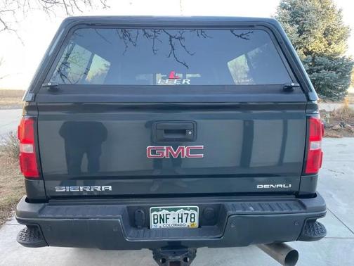 2017 GMC Sierra 2500 Denali