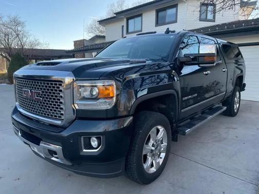 2017 GMC Sierra 2500 Denali
