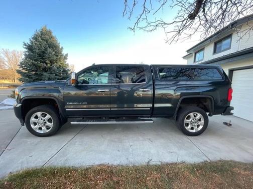 2017 GMC Sierra 2500 Denali