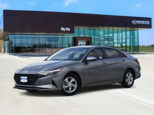 2023 Hyundai ELANTRA SE