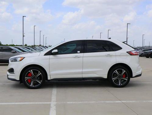 2022 Ford Edge ST