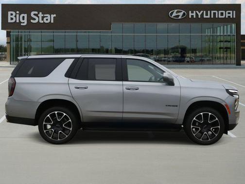 2025 Chevrolet Tahoe 2WD RST