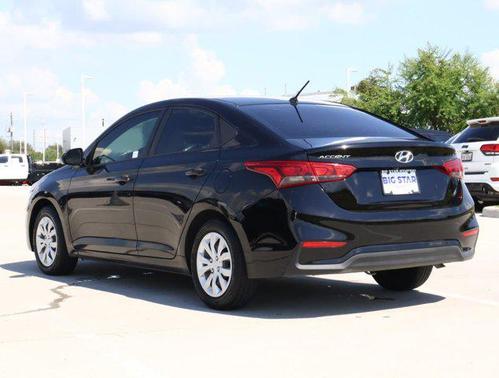 2021 Hyundai Accent SE