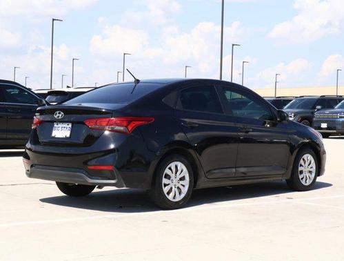 2021 Hyundai Accent SE