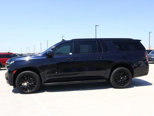 2021 Chevrolet Suburban RST