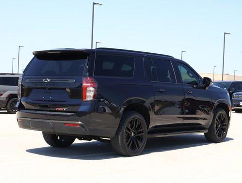 2021 Chevrolet Suburban RST