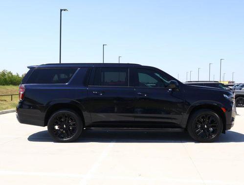 2021 Chevrolet Suburban RST