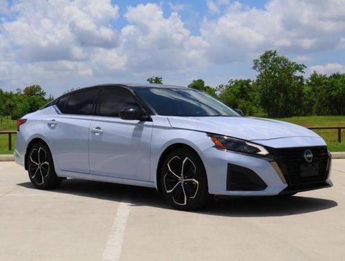 2024 Nissan Altima SR FWD
