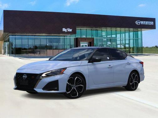 2024 Nissan Altima SR FWD