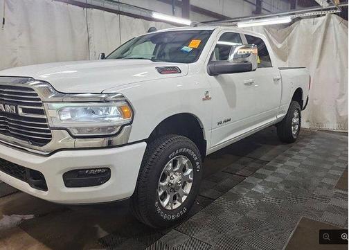 2024 RAM 2500 Laramie Crew Cab 4x4 6'4' Box