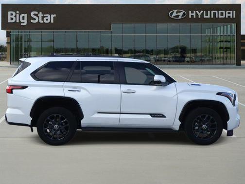 2024 Toyota Sequoia Platinum