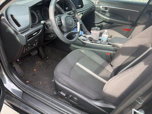 2022 Hyundai SONATA SEL