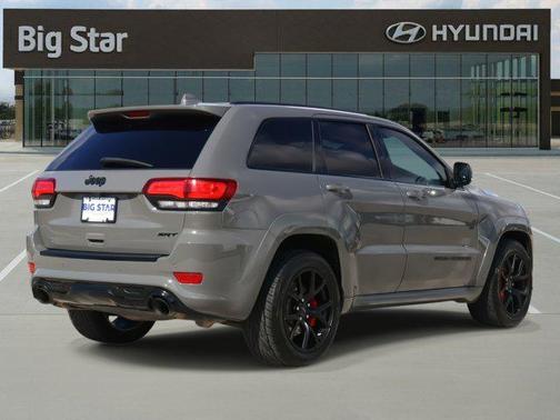 2020 Jeep Grand Cherokee SRT