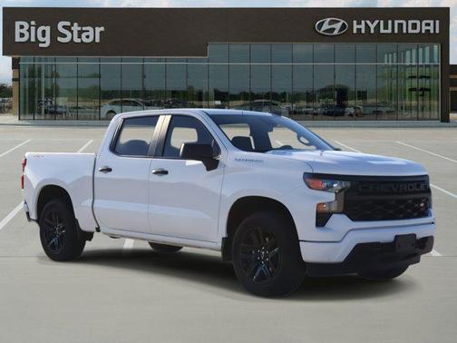 2025 Chevrolet Silverado 1500 Custom