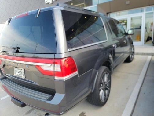2017 Lincoln Navigator L Reserve