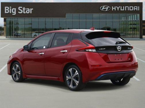 2022 Nissan Leaf SV 40 kWh