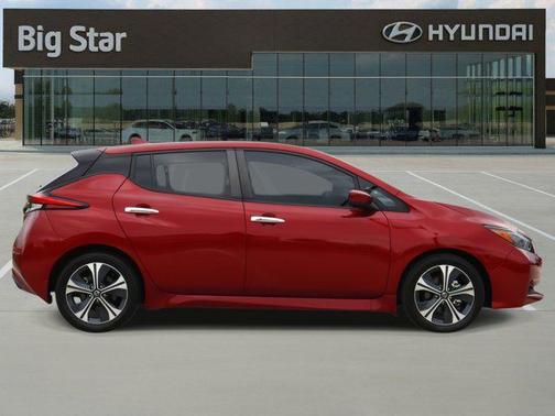 2022 Nissan Leaf SV 40 kWh