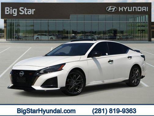 2023 Nissan Altima SR VC-Turbo FWD