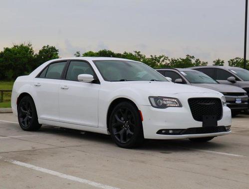 2021 Chrysler 300 S