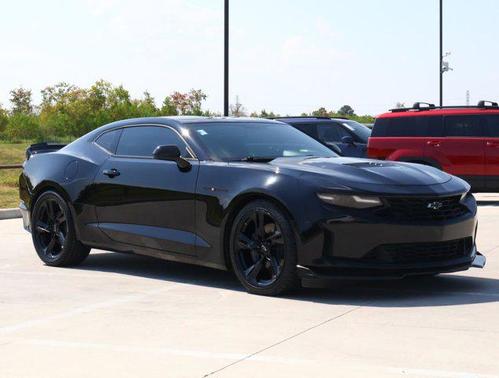 2021 Chevrolet Camaro RWD Coupe LT1