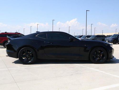 2021 Chevrolet Camaro RWD Coupe LT1