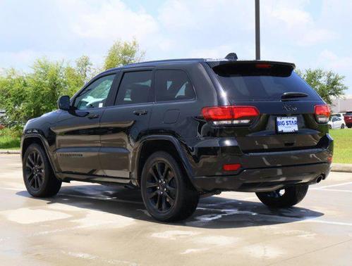 2017 Jeep Grand Cherokee Altitude