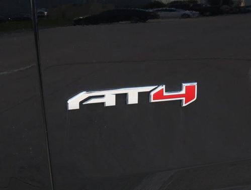 2024 GMC Yukon 4WD AT4