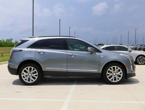 2020 Cadillac XT5 Sport