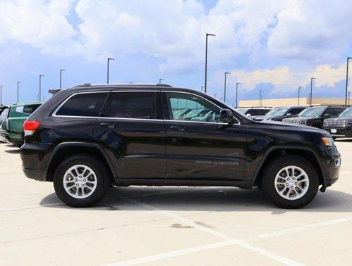 2019 Jeep Grand Cherokee Laredo