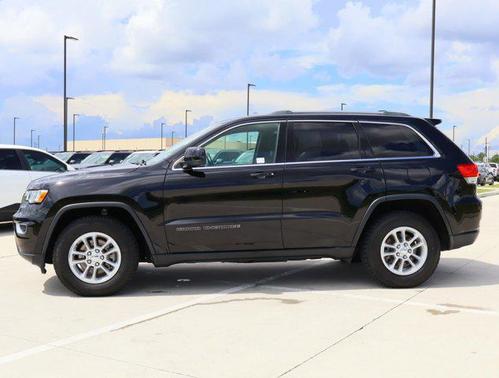 2019 Jeep Grand Cherokee Laredo