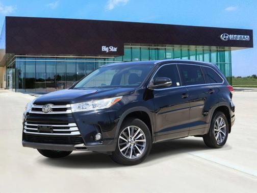 2018 Toyota Highlander SE