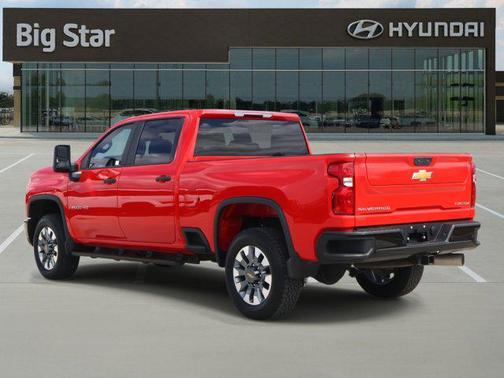 2025 Chevrolet Silverado 2500 Custom