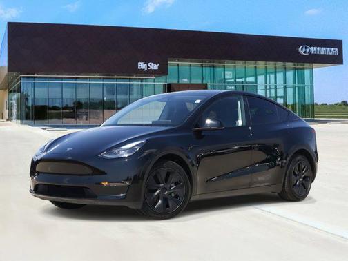 2025 Tesla Model Y Long Range Dual Motor All-Wheel Drive