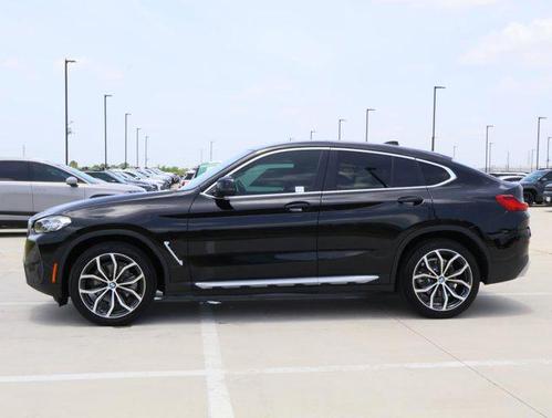 2022 BMW X4 xDrive30i
