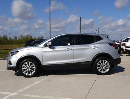 2021 Nissan Rogue Sport S