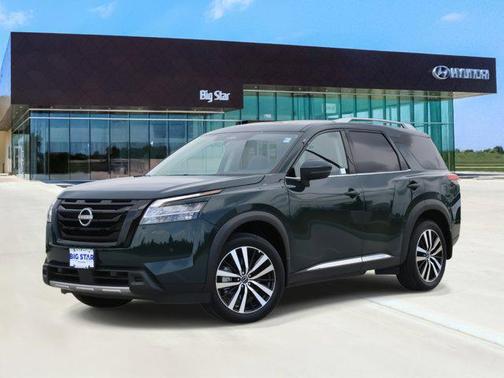 2024 Nissan Pathfinder Platinum FWD