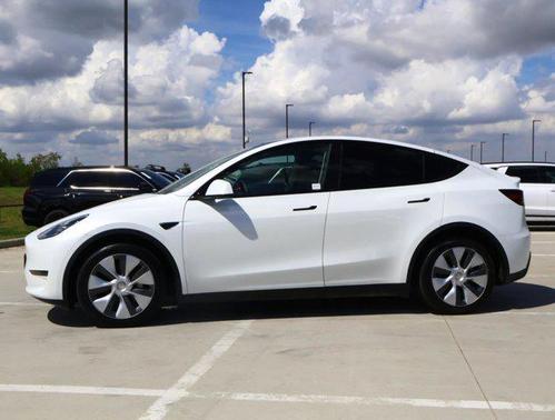2023 Tesla Model Y Long Range Dual Motor All-Wheel Drive